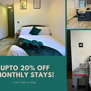 Cosy Getaway For Couples With Free Parking , Liverpool United Kingdom